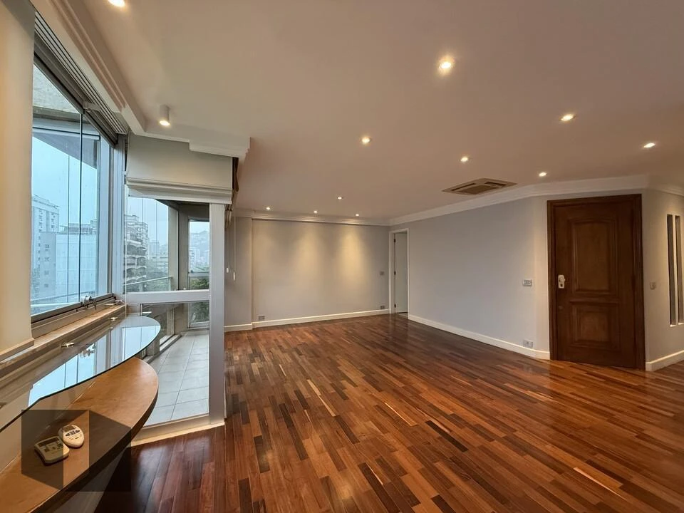 4-bedroom apartment 164 m² with 2 parking spaces — photo 22