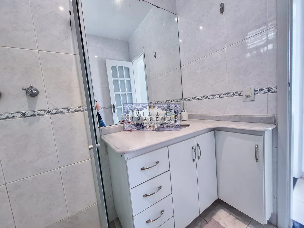 80 m² apartment with a washing machine and a home office — photo 3