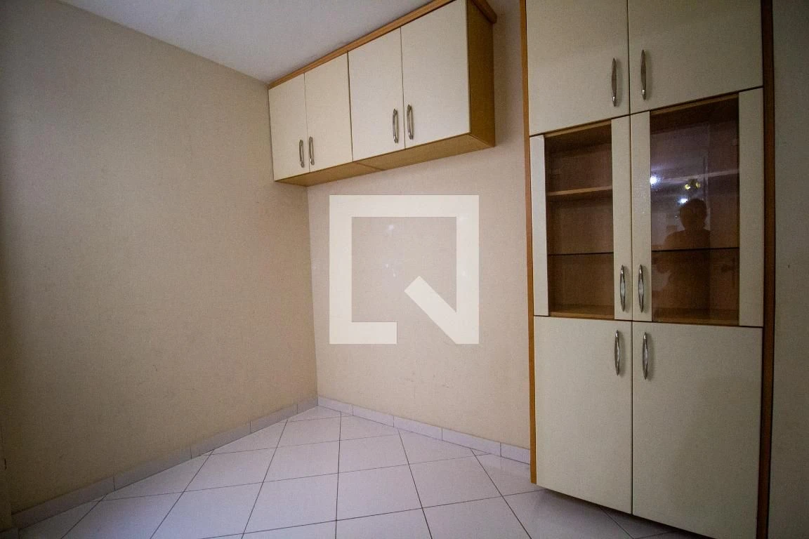 3-bedroom apartment with enclosed kitchen and private garden — photo 33