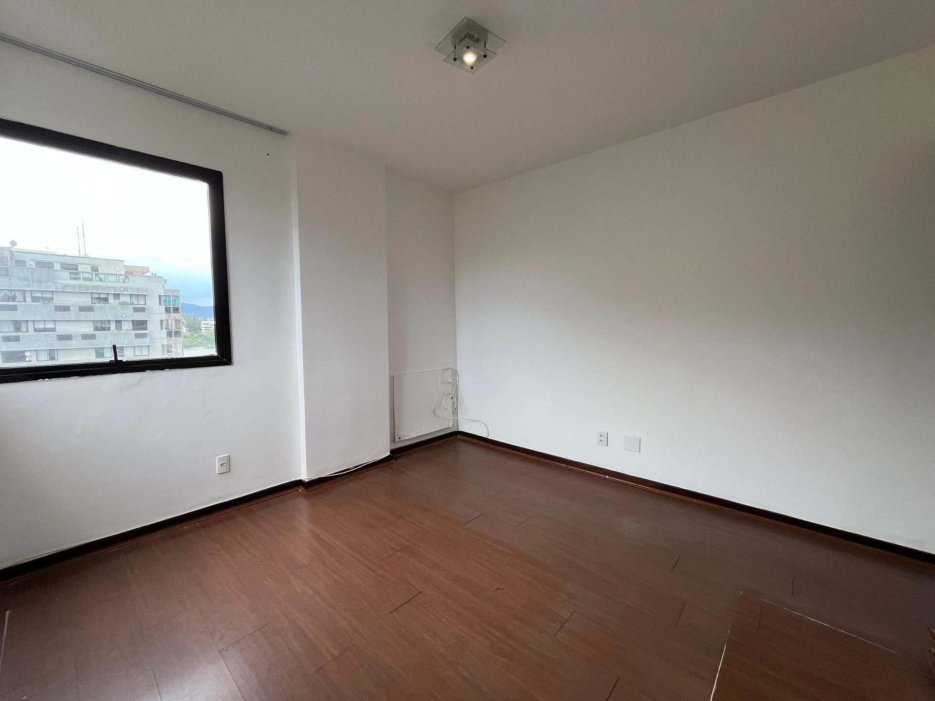 3-bedroom apartment with 2 parking spaces and gas stove — photo 36