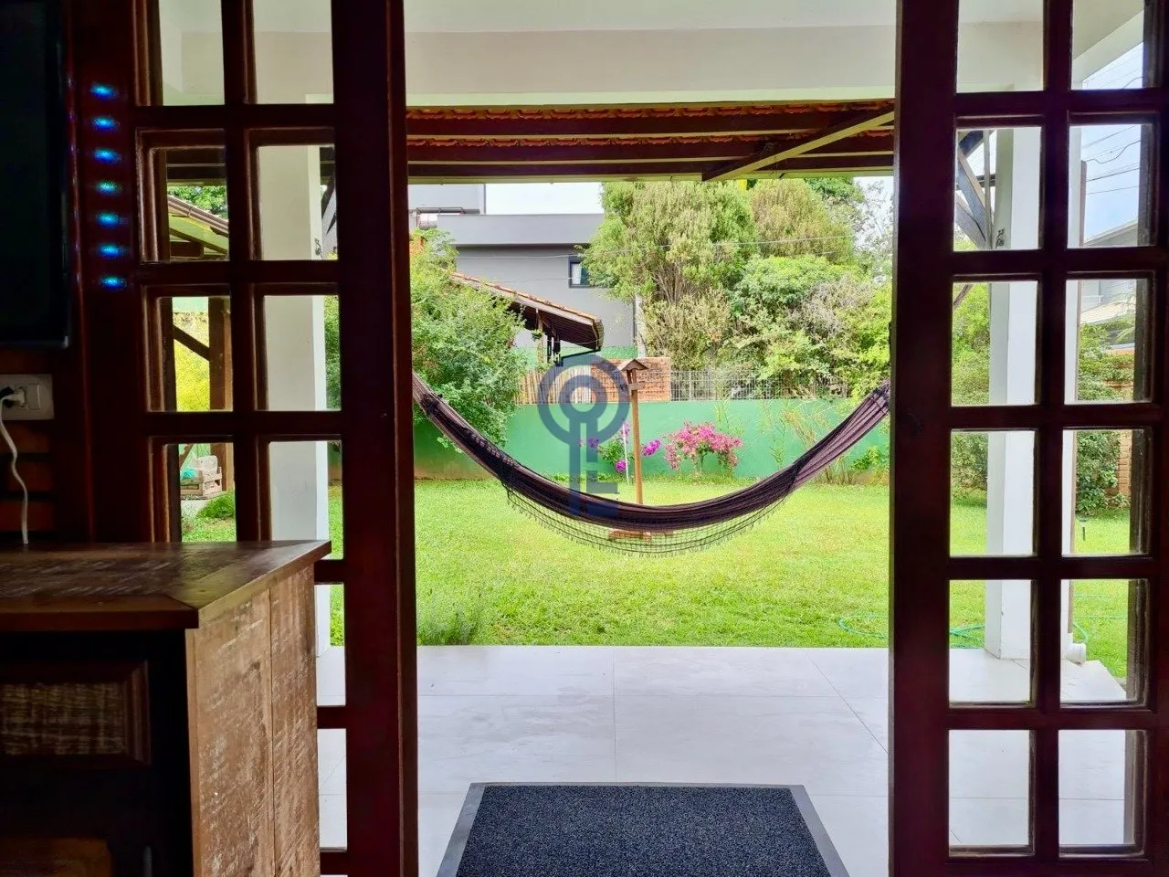 House with 2 bedrooms, both en-suite, plus private garden — photo 20