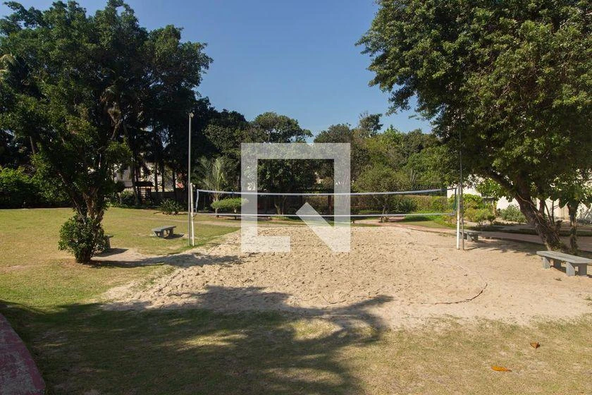 Apartamento de 2 quartos em condomínio com piscina — photo 16
