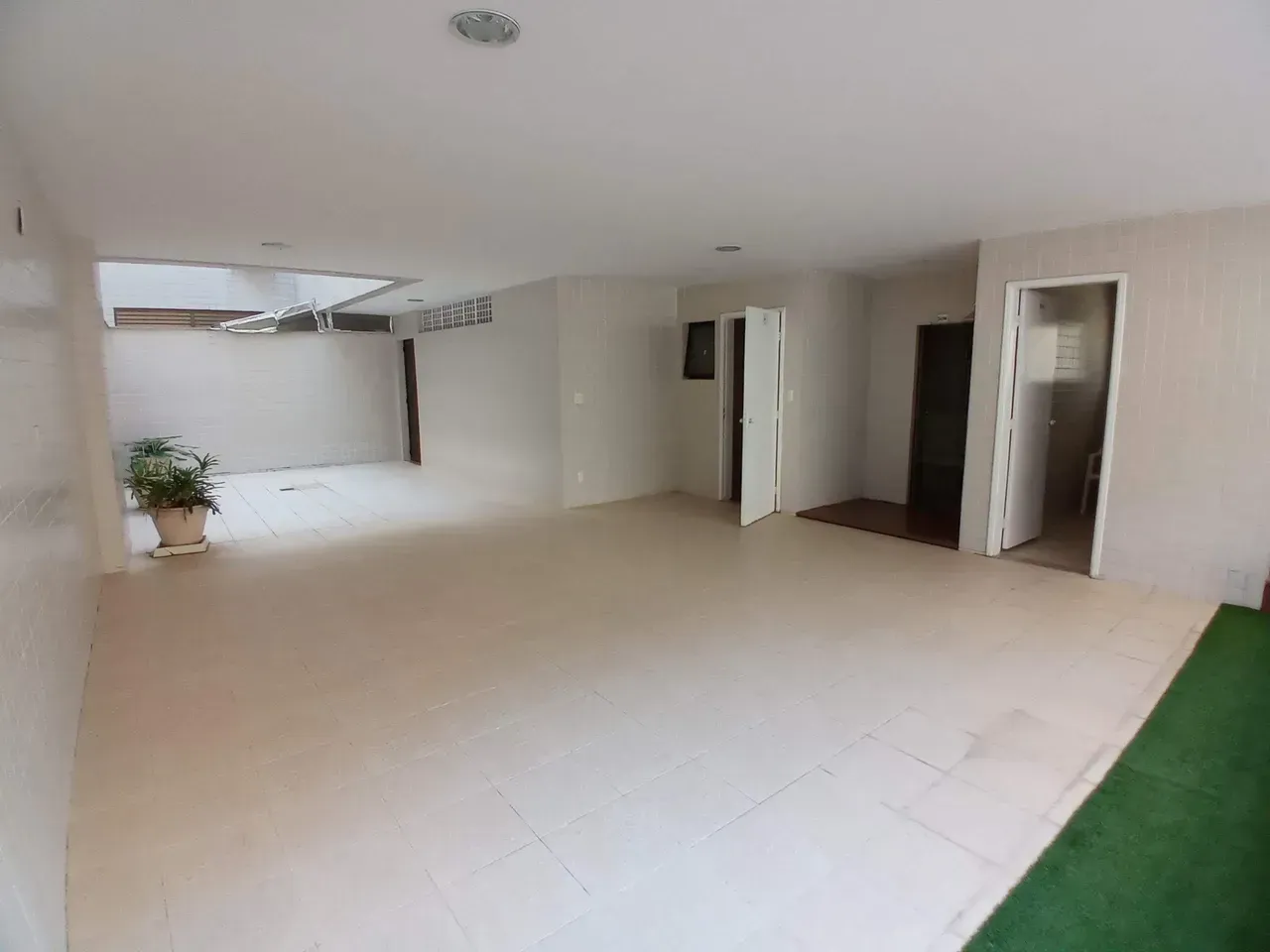 85 m² apartment with 3 bedrooms and 3 bathrooms — photo 3