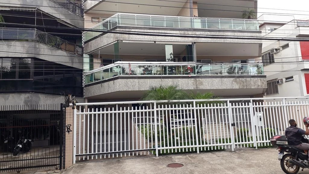 Apartamento de 110 m² com 2 quartos, varanda e 3 banheiros — photo 9