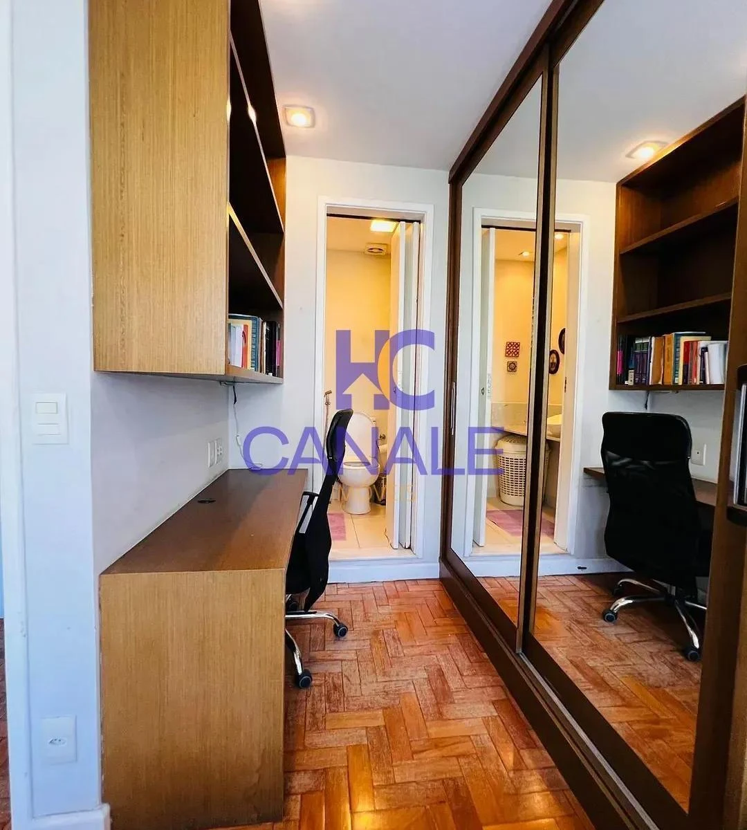 Furnished apartment with 4 bedrooms and building elevator — photo 25