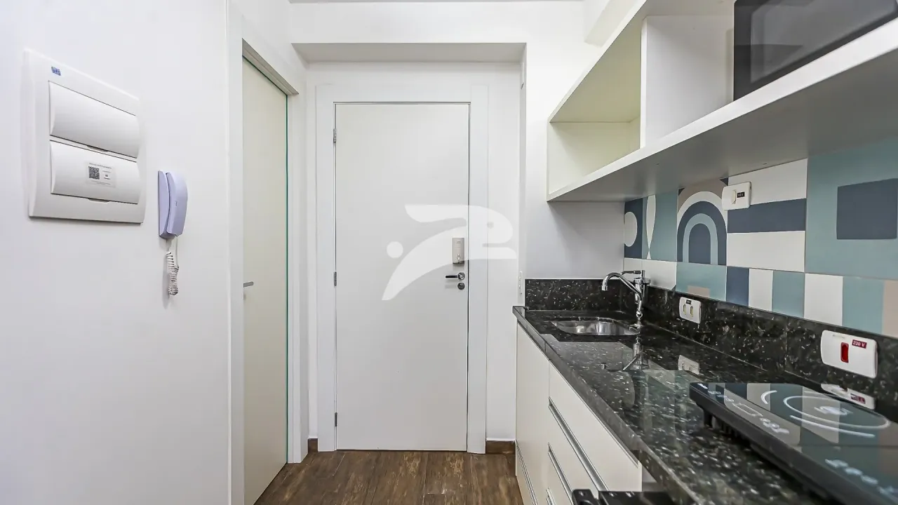 Furnished 1-bedroom apartment with kitchenette — photo 4