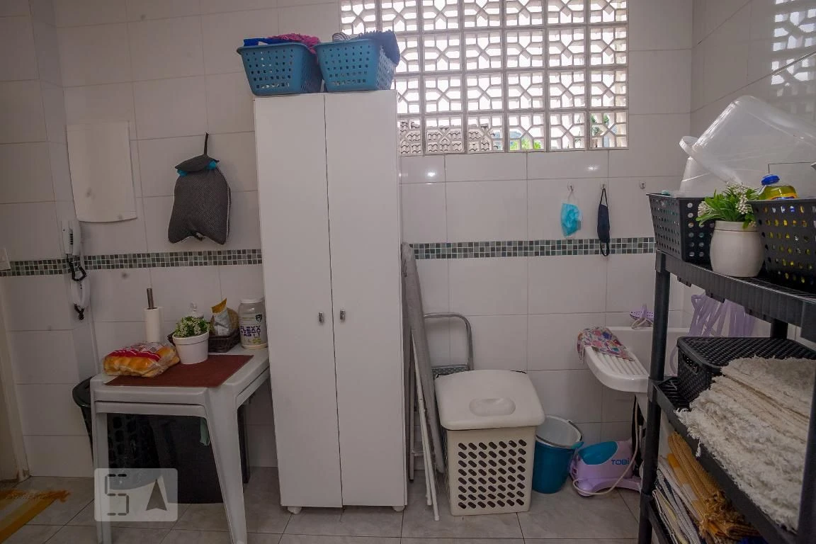 Власний басейн та 4 спальні: будинок 330 м² — photo 55