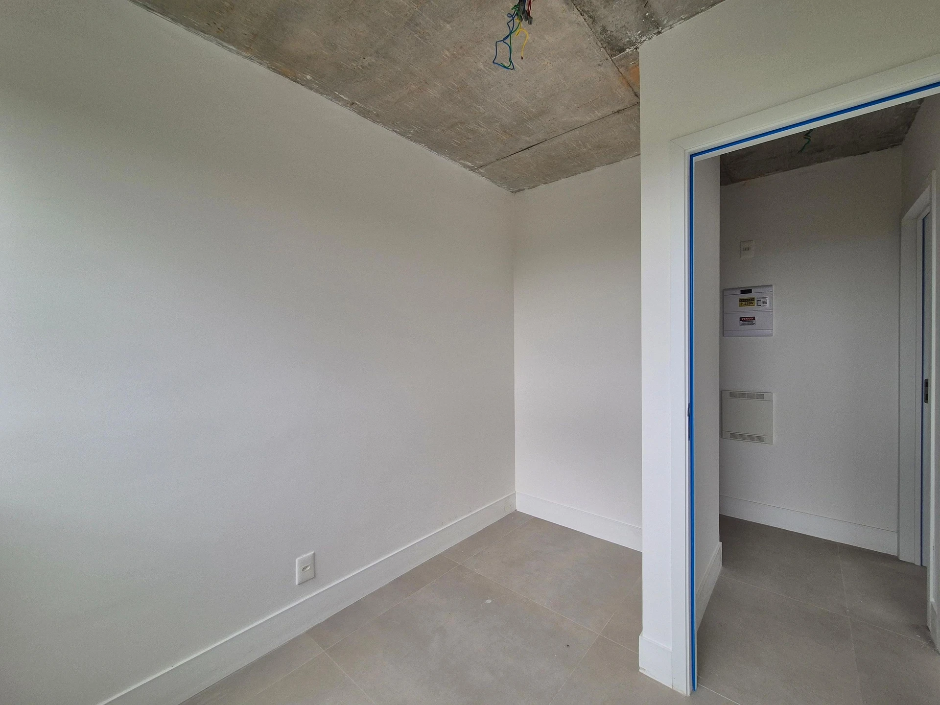 3-bedroom apartment with a mountain view — photo 15