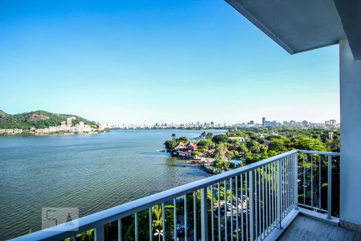 Water view in a 3-bedroom apartment, 110 m² — photo 11