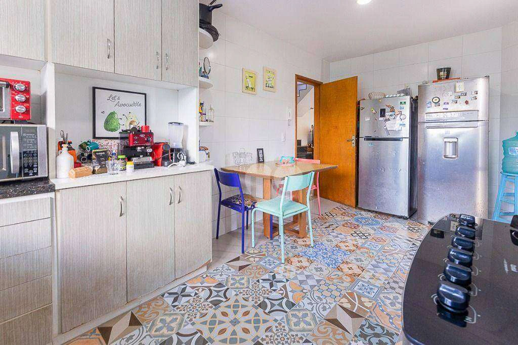 Furnished triplex house with 4 bedrooms and 370 m² — photo 10