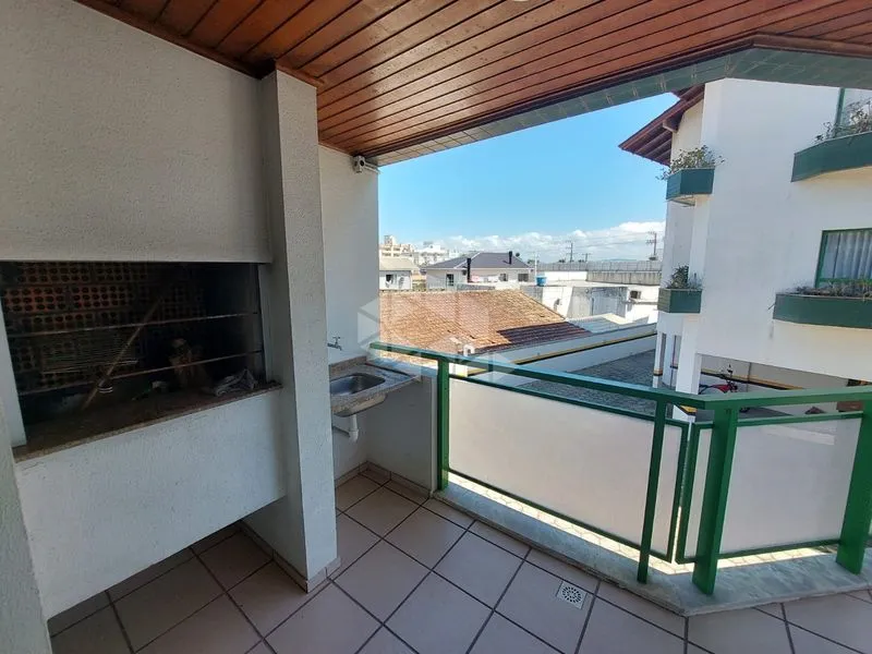 Облаштована квартира 65 м² з 1 спальнею — photo 10