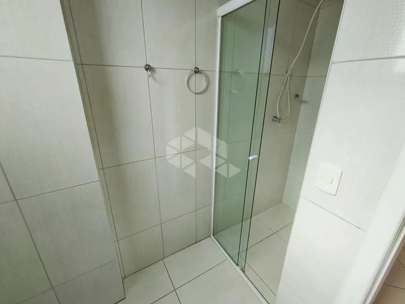 Apartamento de 2 dormitorios con balcón en 65 m² — photo 20