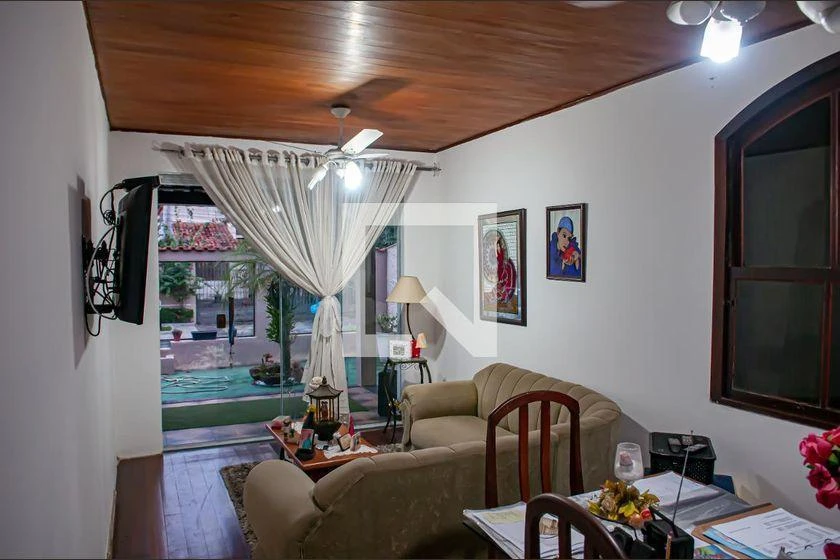 Furnished house with 3 bedrooms and 300 m², balcony — photo 7