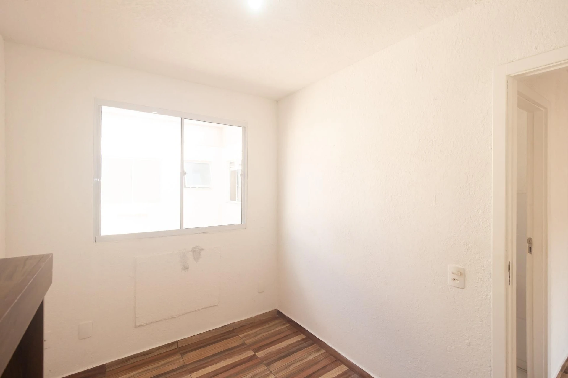 Furnished apartment with 2 bedrooms and an open kitchen — photo 42