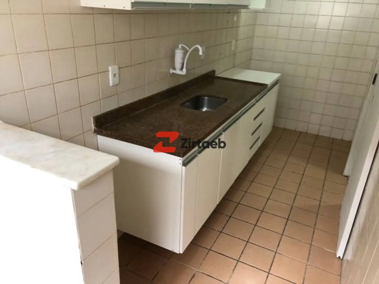 Квартира с 2 спальнями, балконом и видом на город — photo 19