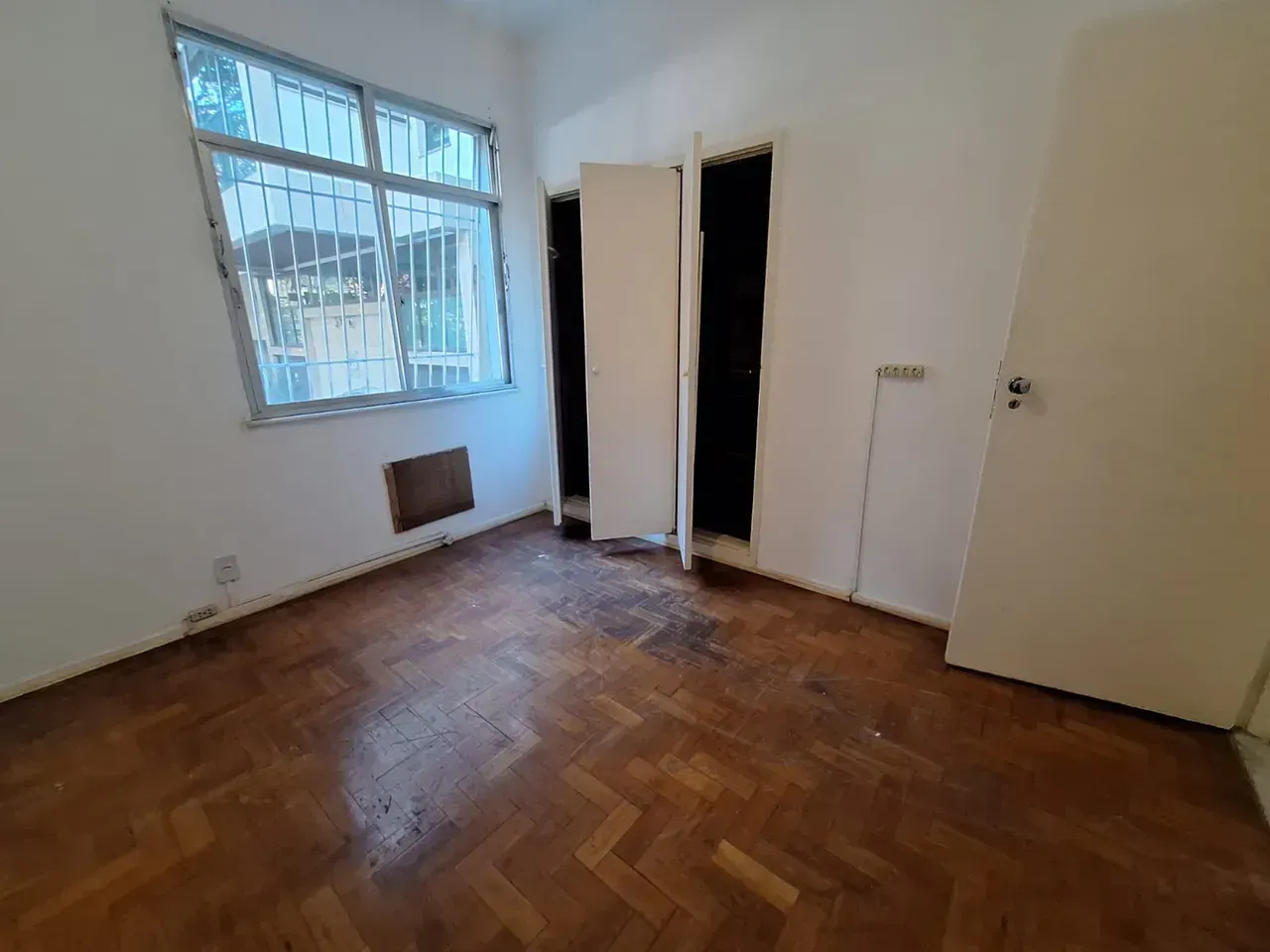 Apartment with 3 bedrooms and 3 bathrooms and separate kitchen — photo 10