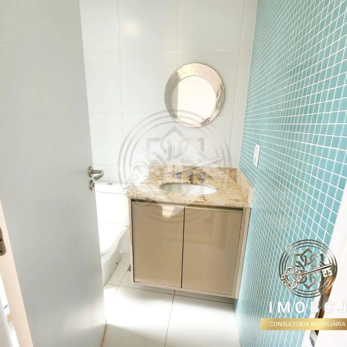 166 m² apartment with 3 bedrooms and a balcony — photo 32
