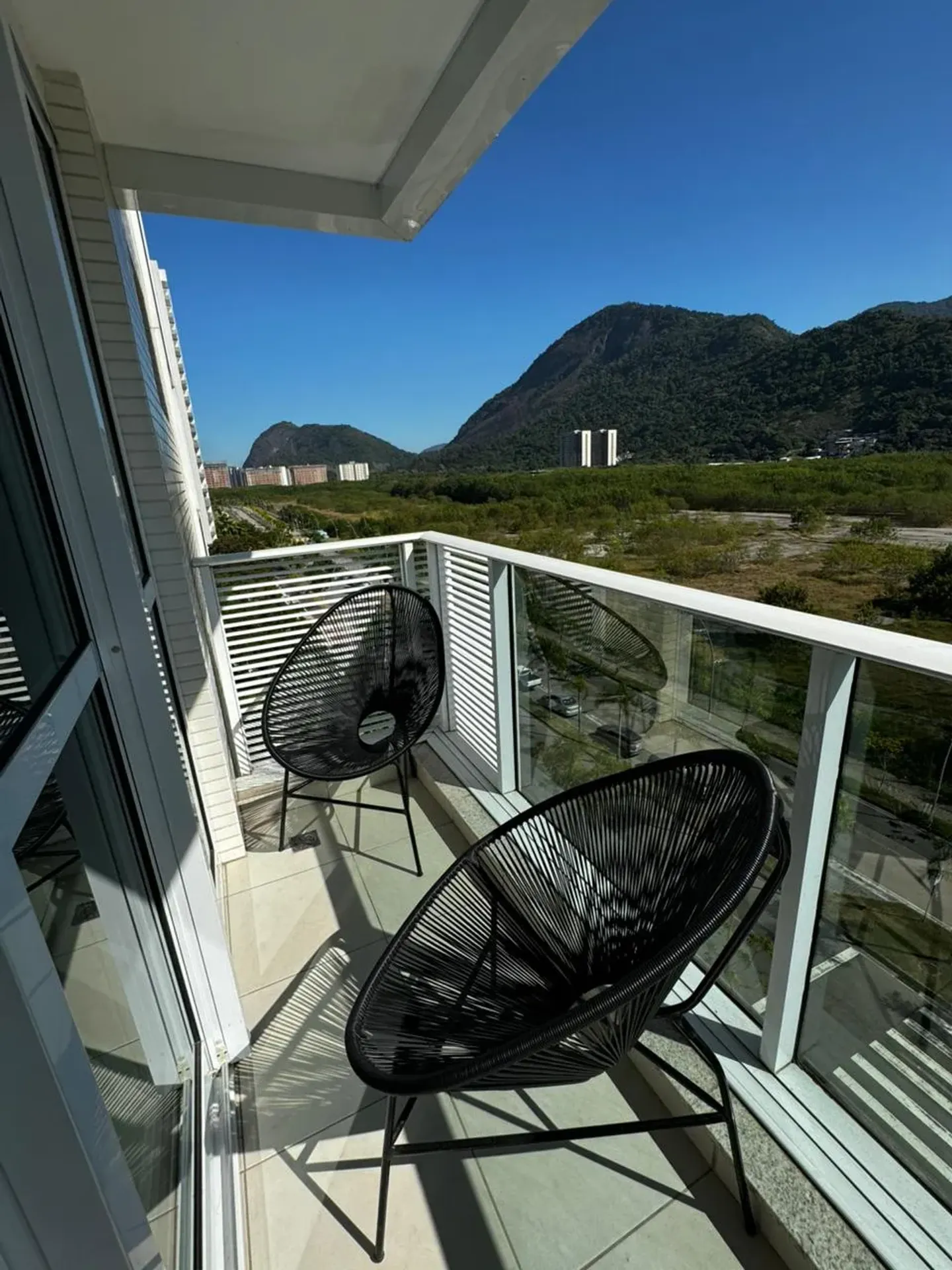 Furnished 80 m² apartment with 2 bedrooms and balcony — photo 24