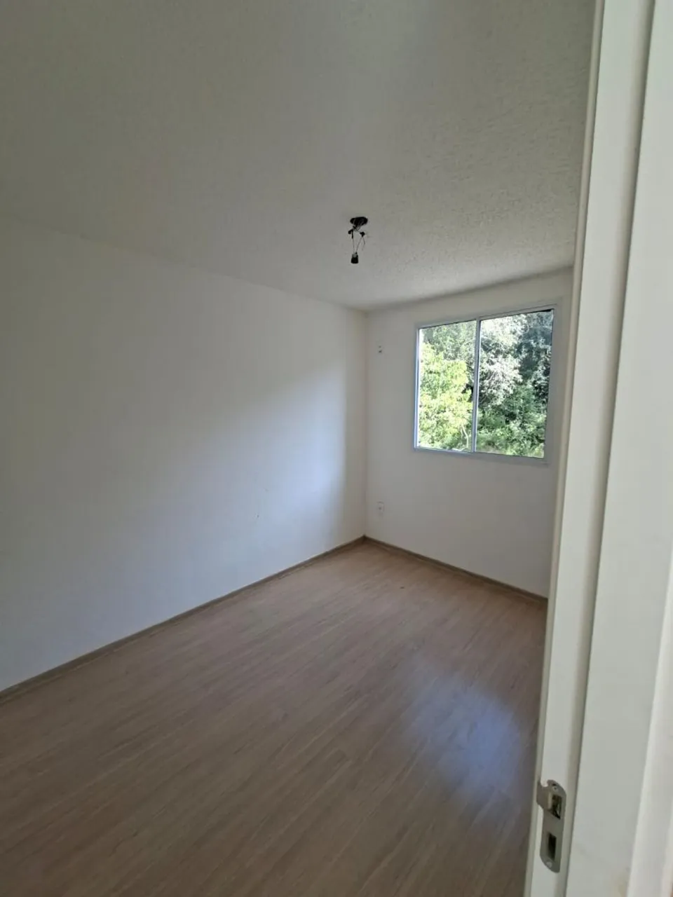 Apartamento sin amueblar de 2 dormitorios con lavandería — photo 3