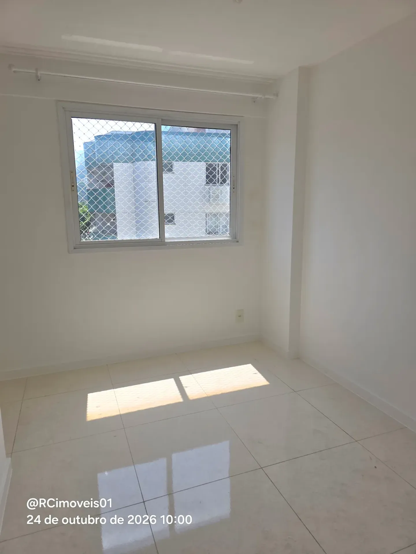 Apartment on the 5th floor with a mountain view — photo 23