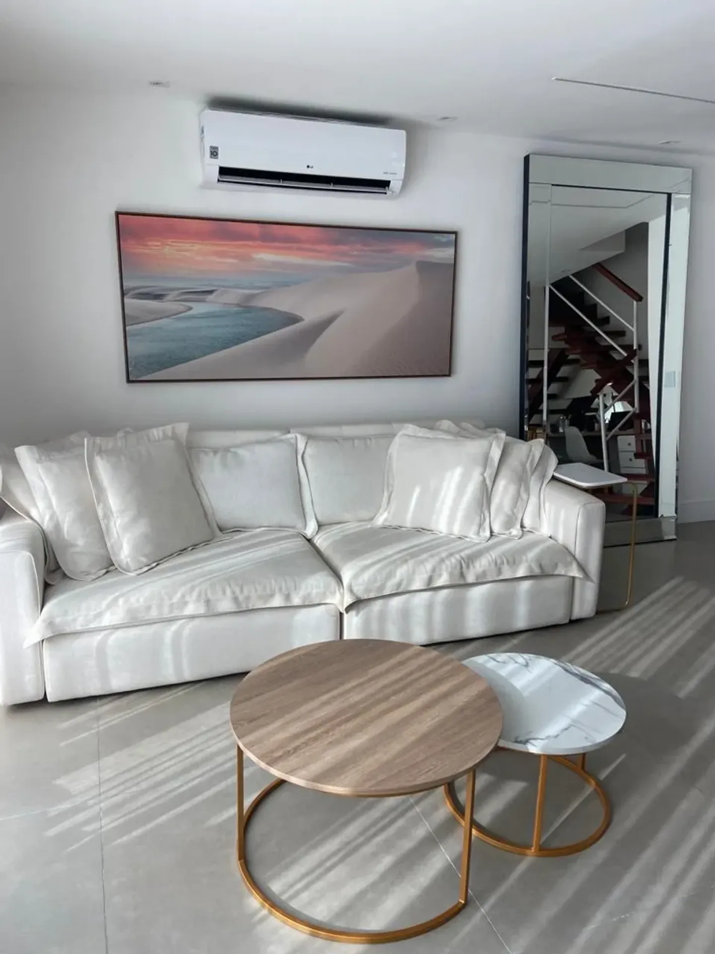 Furnished apartment, 125 m², with a walk-in closet — photo 13