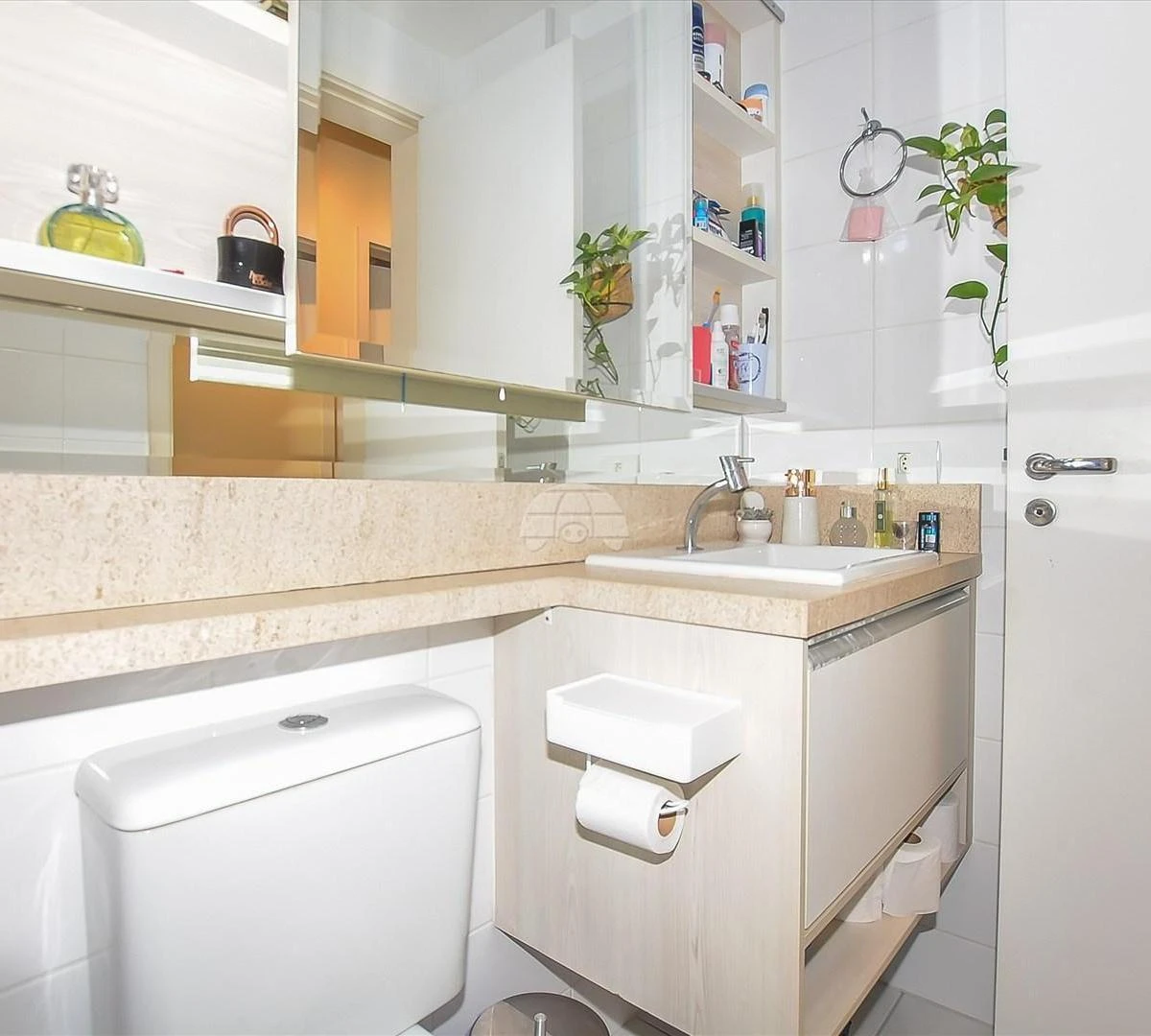 78 m² apartment with 2 bedrooms and open-plan kitchen — photo 8