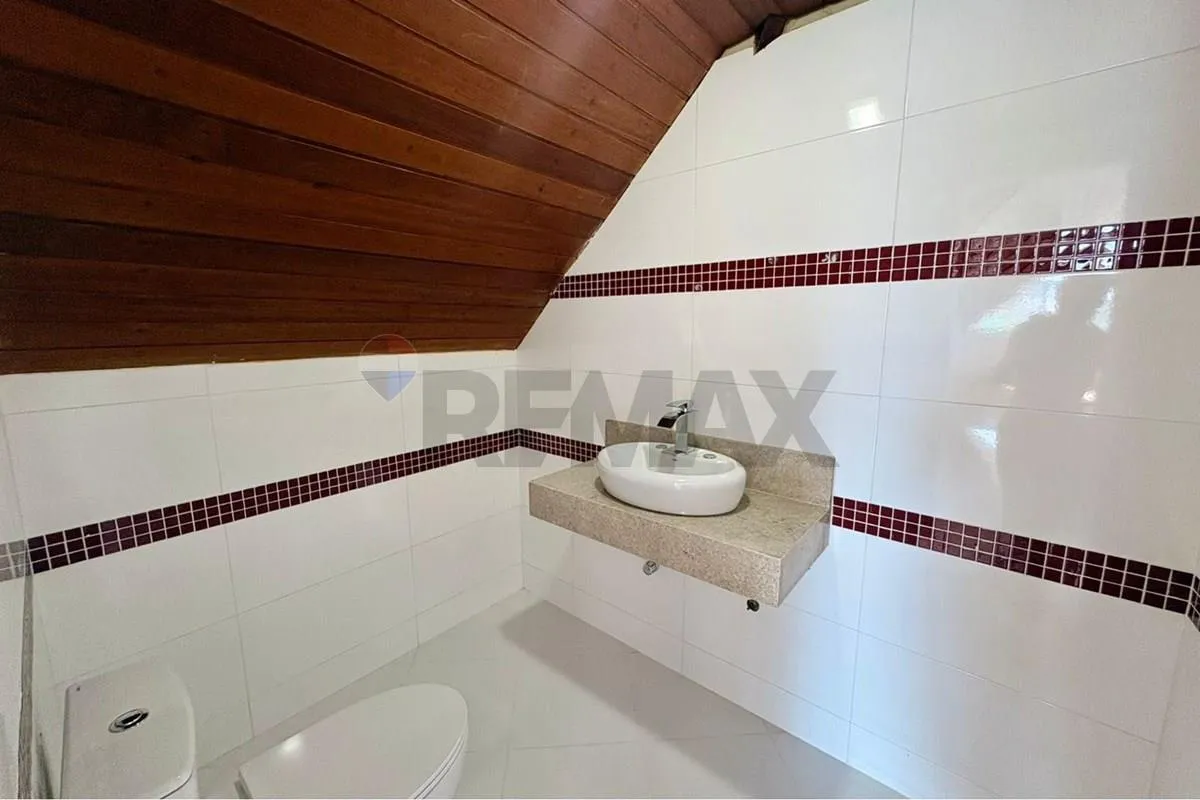 4-suite house with 305 m² and 3 parking spaces — photo 46