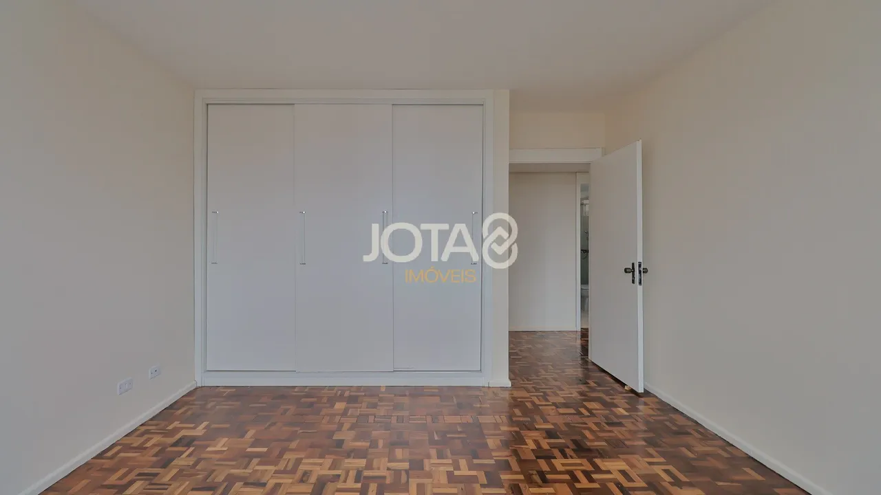 387 m² apartment with 3 bedrooms and a great open kitchen — photo 15