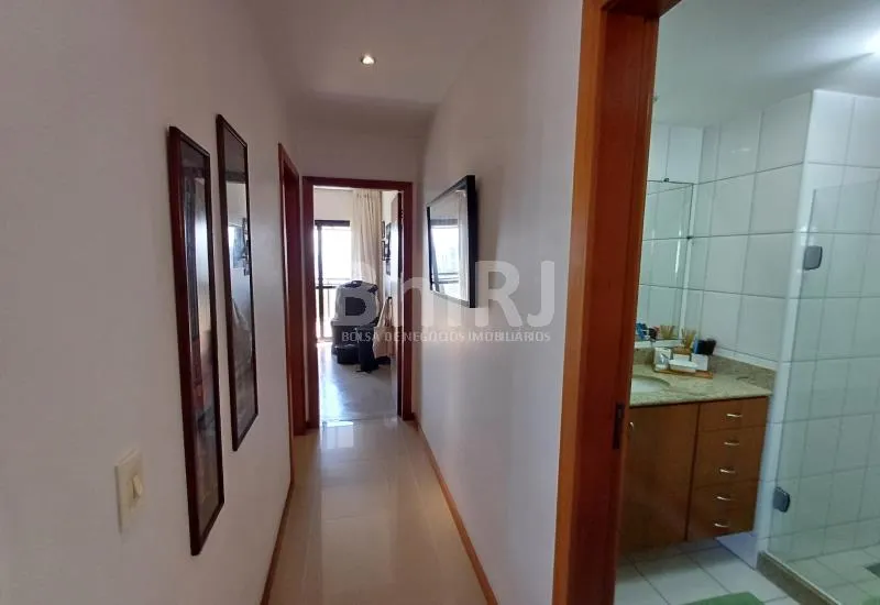 Furnished 179 m² apartment with 3 bedrooms — photo 33