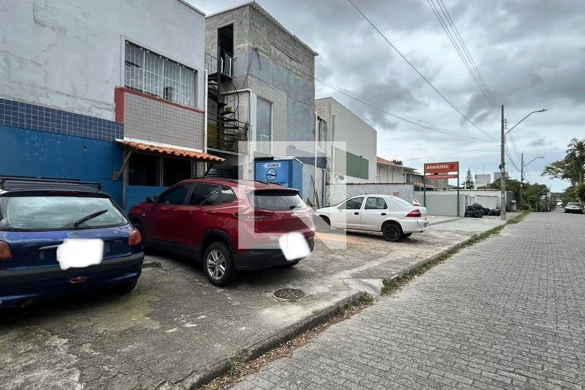 One-bedroom apartment with a home office in Florianópolis — photo 16