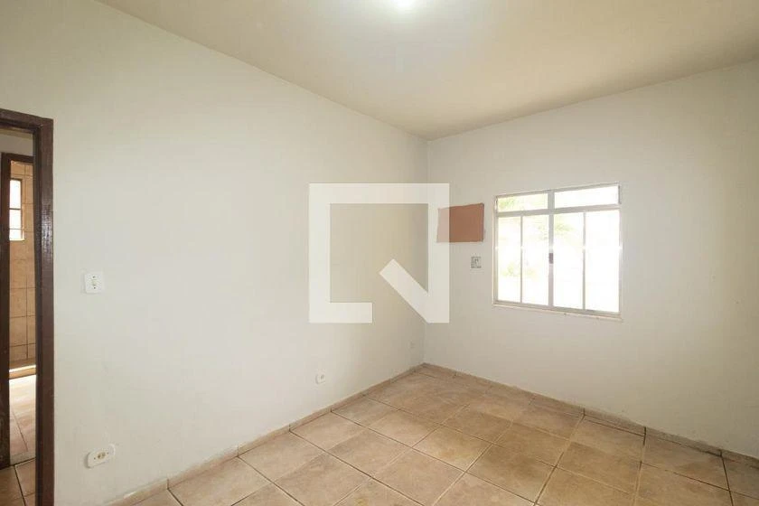 Casa sem mobília com 2 quartos e 1 banheiro, 120 m² — photo 30
