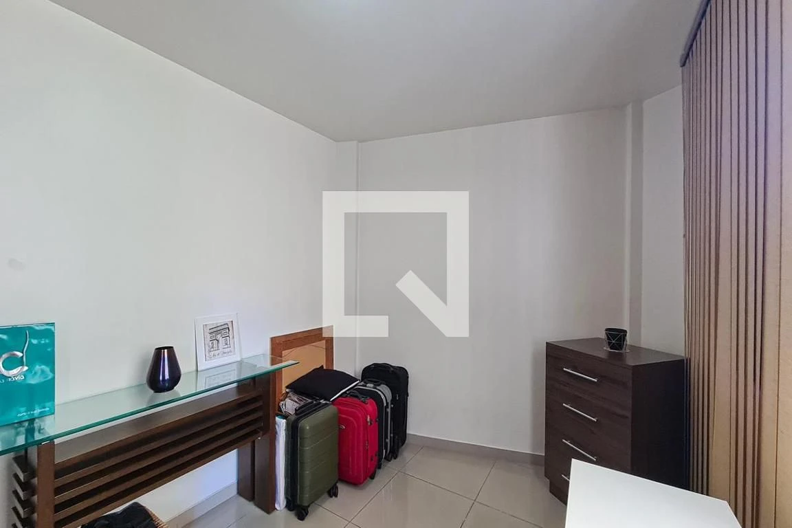 93 m² apartment with a washing machine and a home office — photo 29