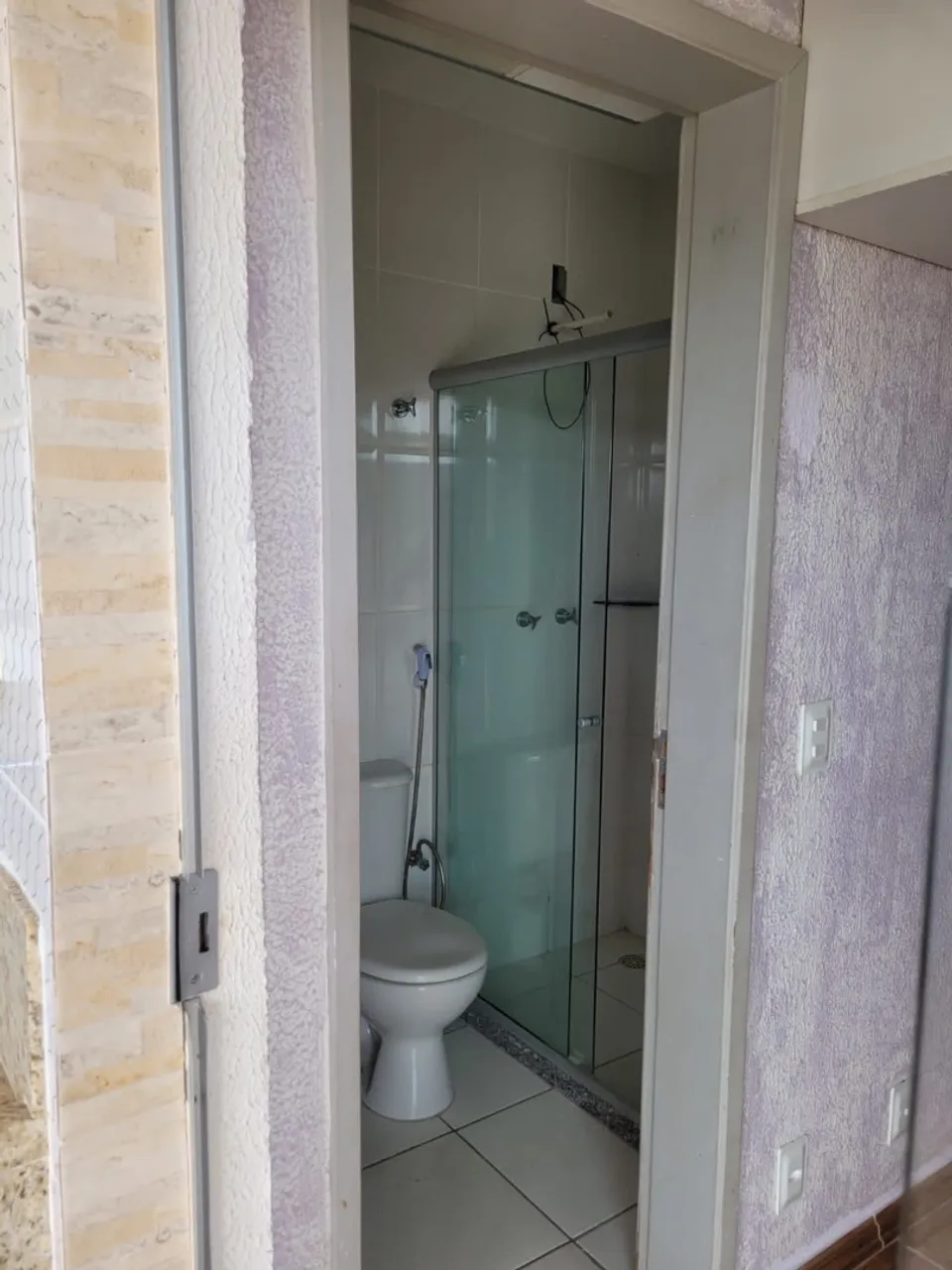 4-bedroom apartment in a building with a pool — photo 9