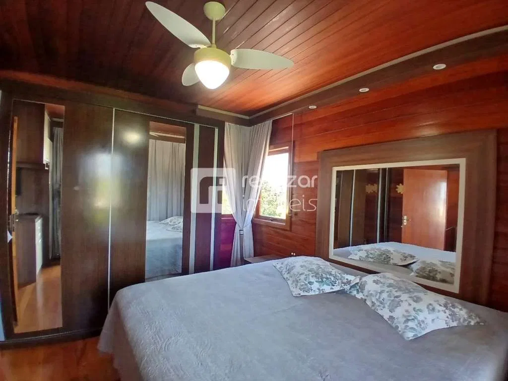 Casa sin amueblar con 3 dormitorios y balcón — photo 14