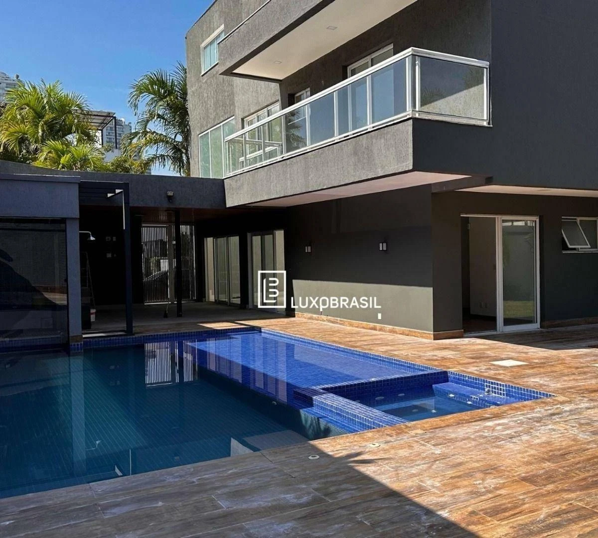 House with 7 bedrooms and 700 m², gas kitchen — photo 7