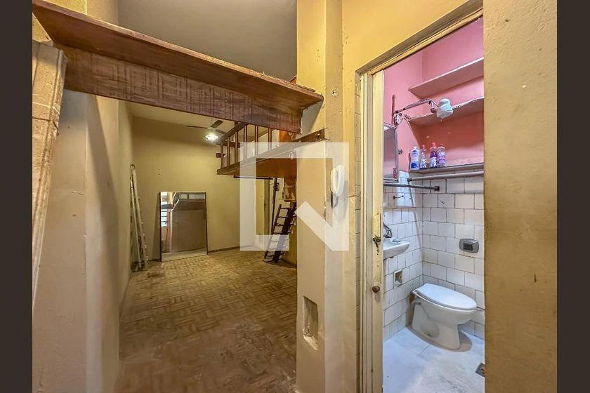 Apartamento de 1 quarto e 50 m² com varanda de vidro — photo 8