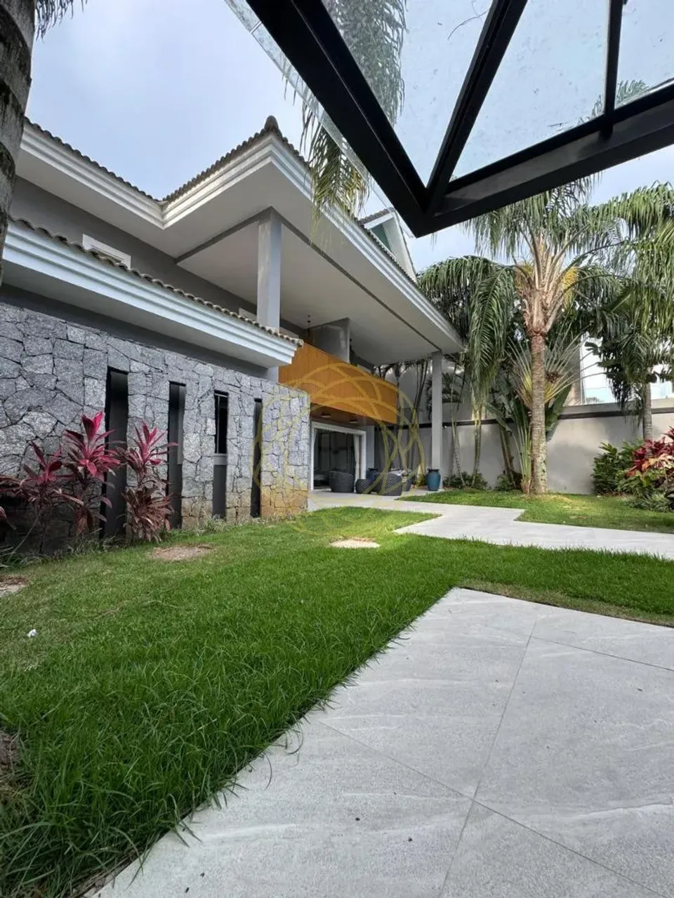 House with 5 bedrooms and 5 bathrooms with gas kitchen — photo 7