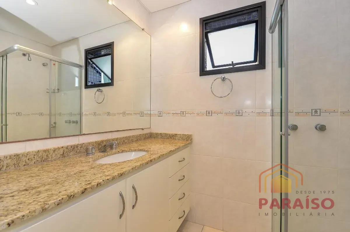 Apartment with 254.0 m², 4 bedrooms and 2 parking spots — photo 19