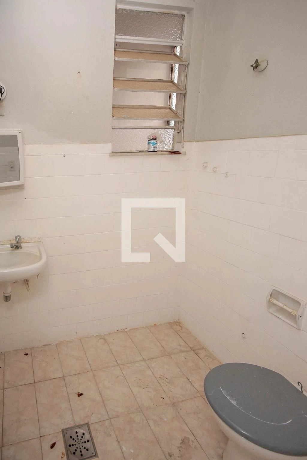 Apartment, 78 m², with wood or laminate floors — photo 5