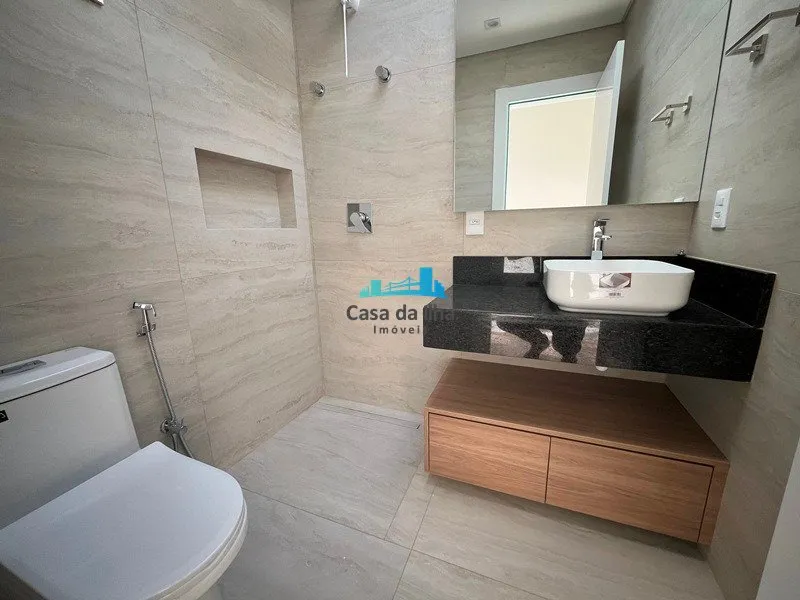 4-bedroom house with a garden in Florianópolis — photo 18