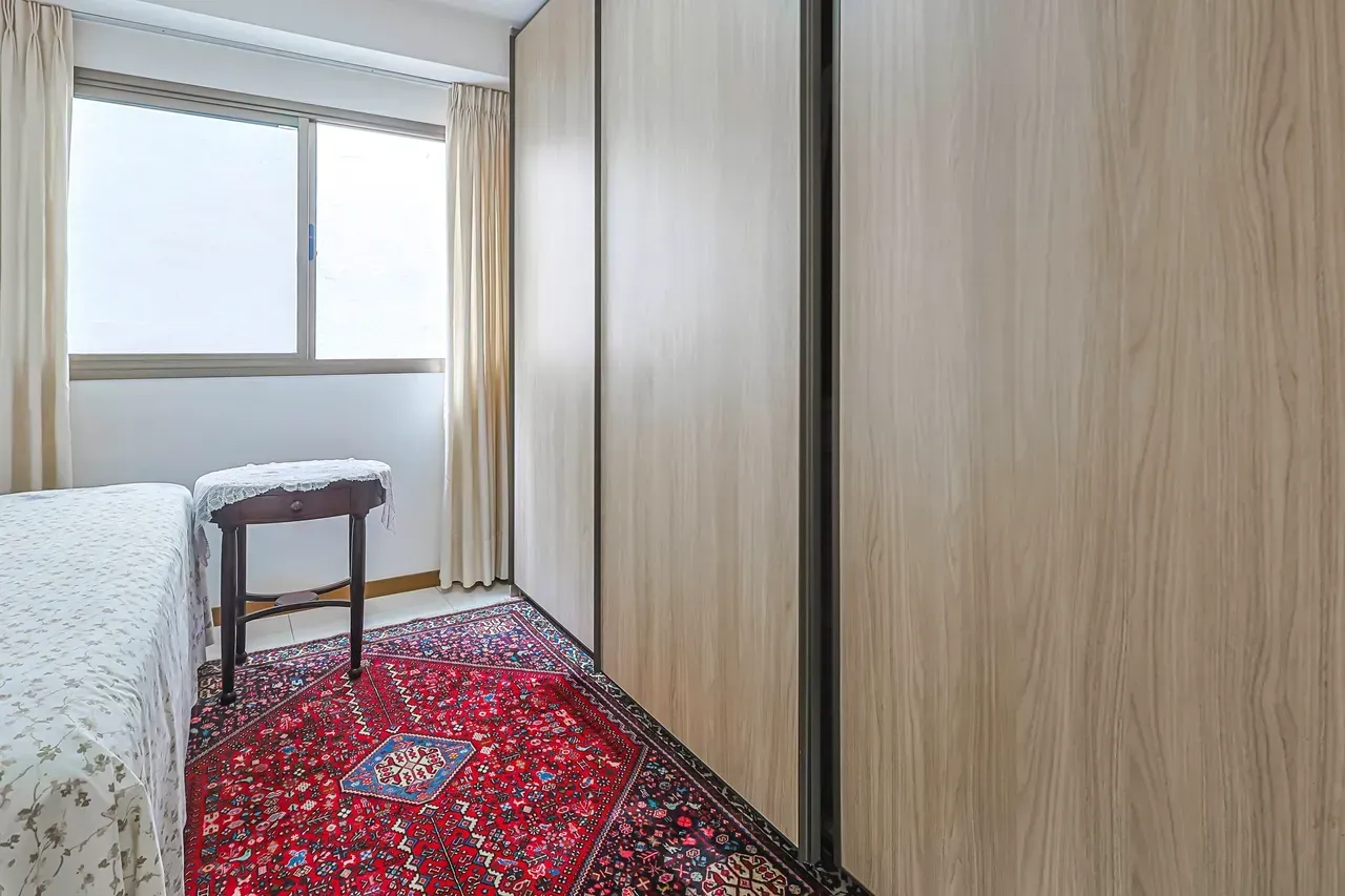 Furnished 150 m² apartment with 4 bedrooms and a gas stove — photo 17