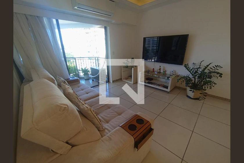 Furnished 70 m² apartment with 1 en-suite bedroom — photo 10