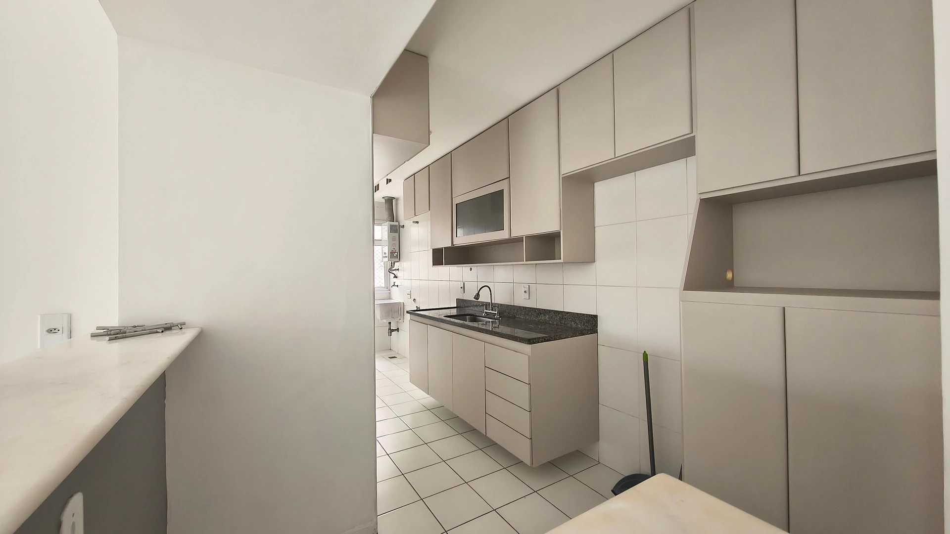 Apartment, 87 m², with a jacuzzi — photo 2