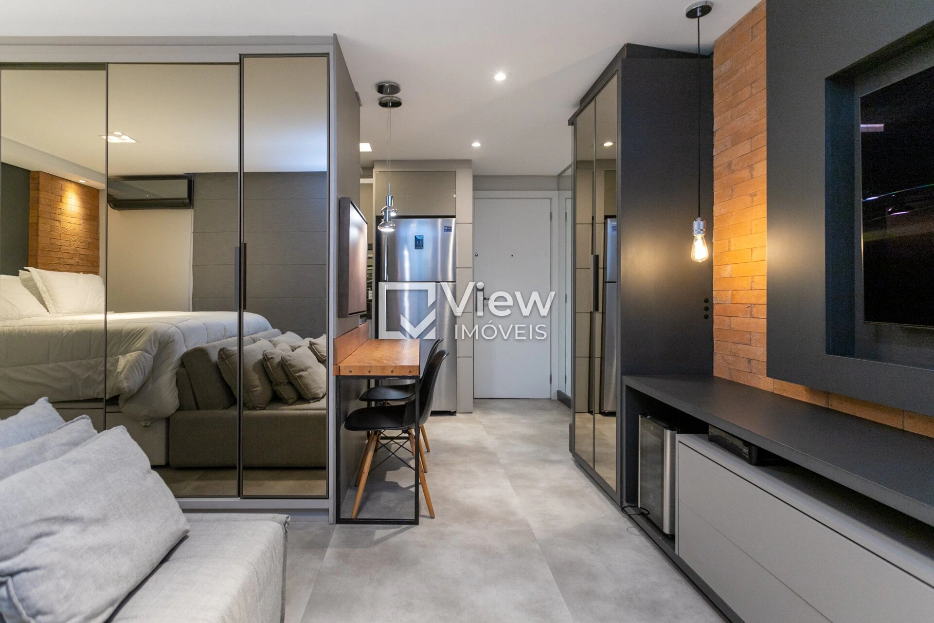 Furnished studio, 35 m², with floor-to-ceiling windows — photo 20