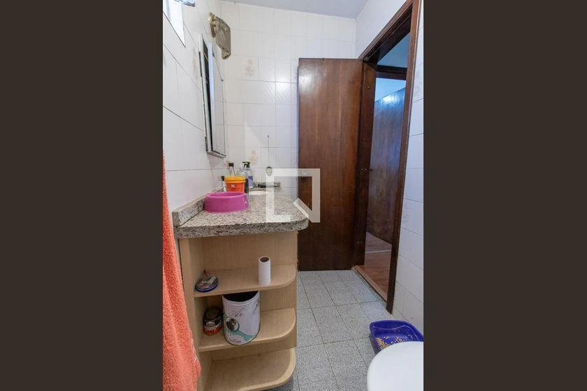 Casa amueblada con 4 dormitorios y 4 baños, 180 m² — photo 42