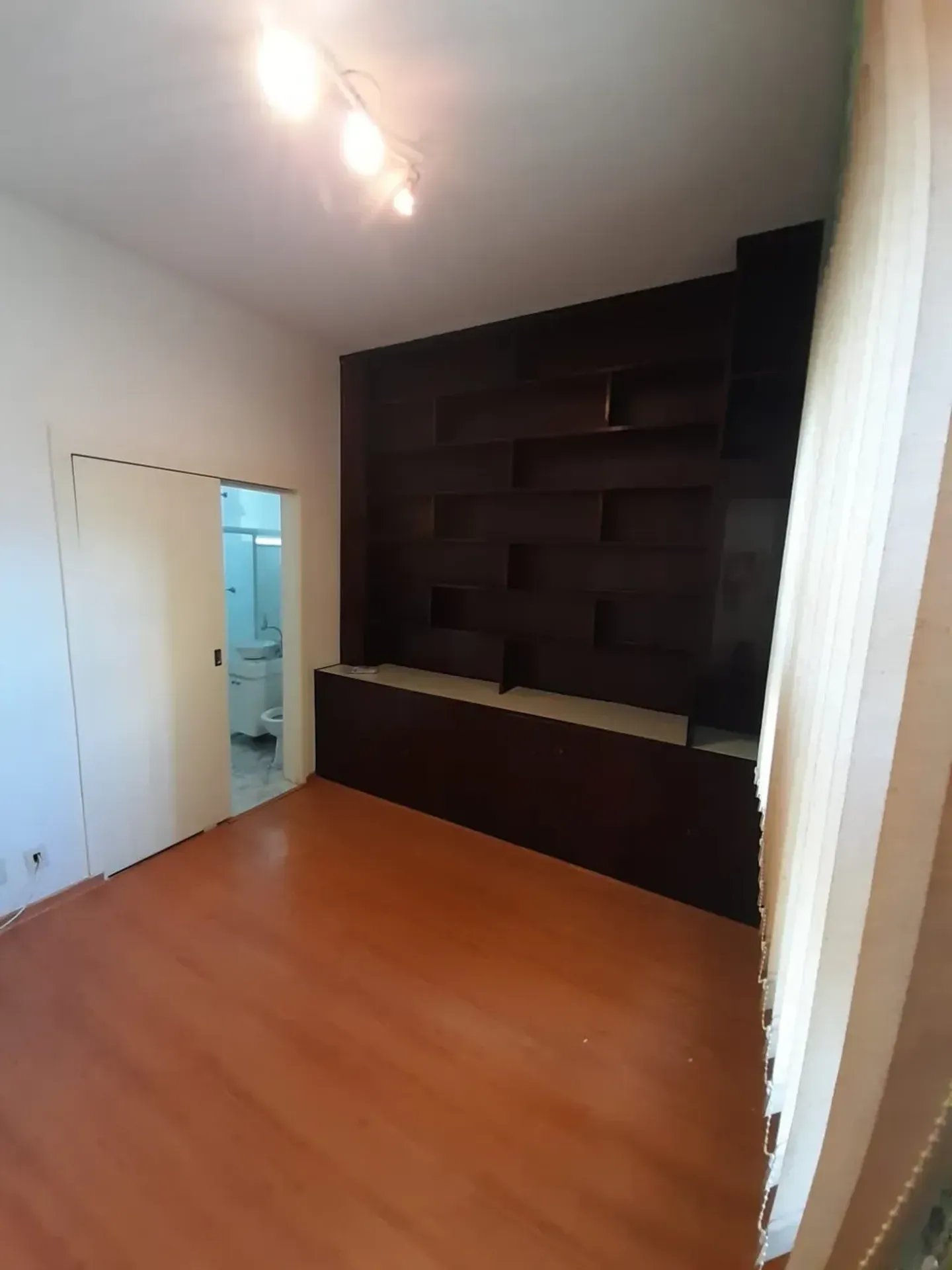 Rental apartment with 3 bedrooms and 2 suites — photo 40