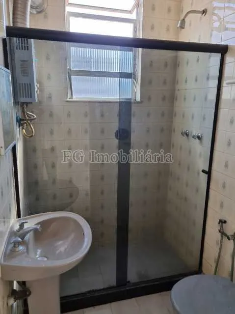 One-bedroom apartment with a mountain view — photo 4