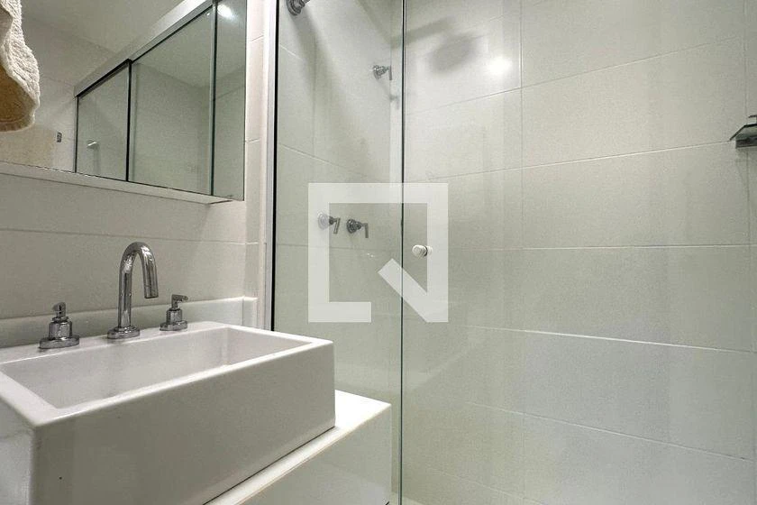 Apartamento mobiliado de 2 quartos em condomínio com piscina — photo 12