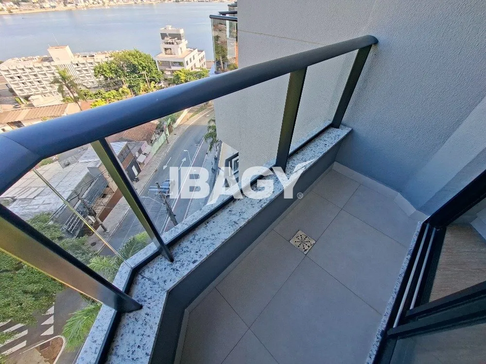 Studio with a glassed-in balcony and open-plan kitchen — photo 218