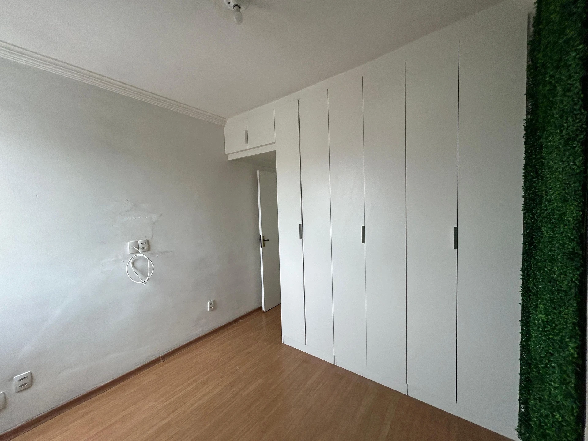 Home office in a 2-bedroom apartment, 47 m² — photo 23